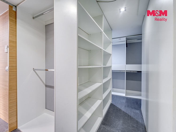 Prodej bytu 2+kk, 88 m² (18 z 23)