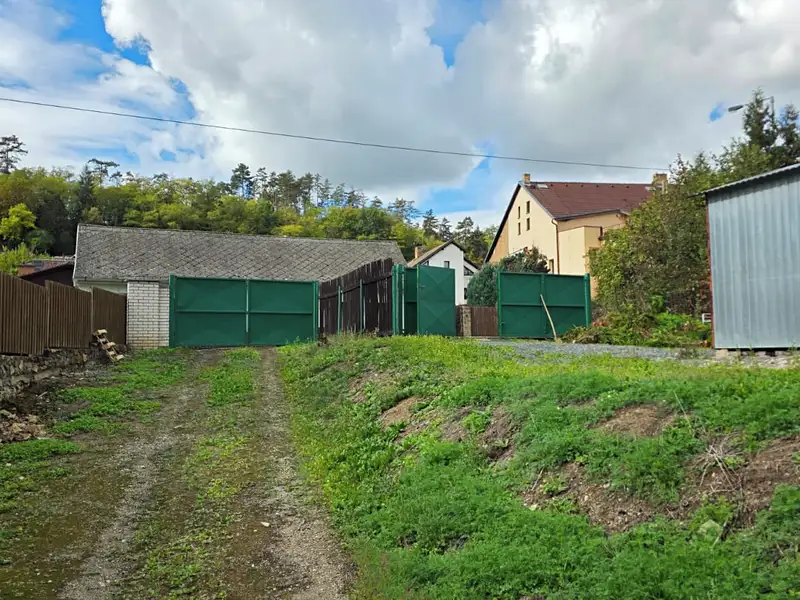 Prodej stavebního pozemku 481 m², Praha – náhled fotky 3