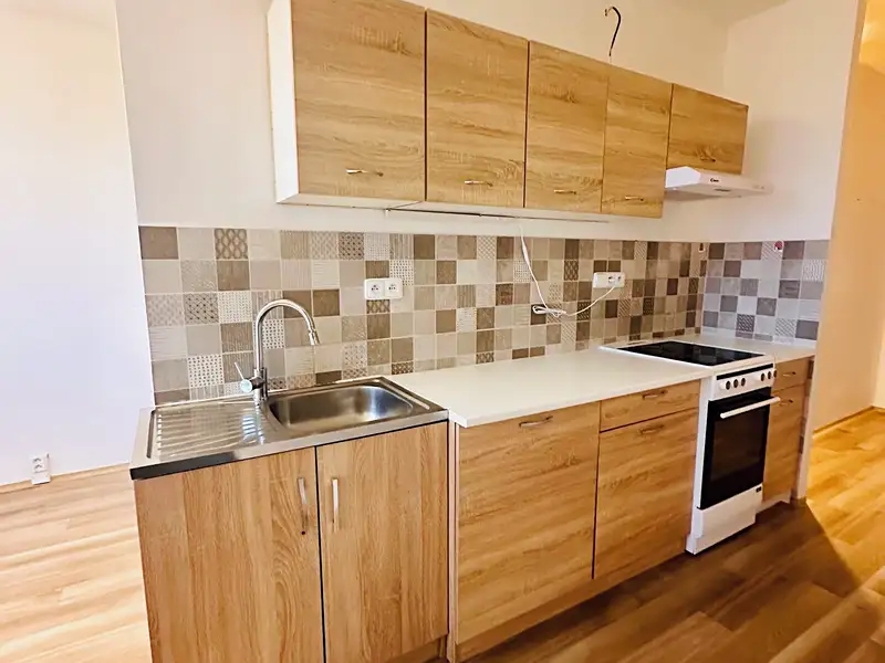 Pronájem bytu 2+1 63 m², Strakonice – náhled fotky 2