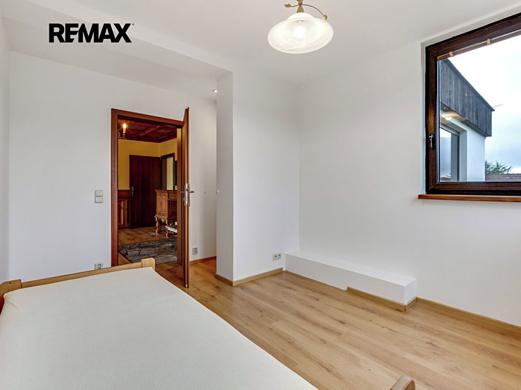 Haus zum Kauf, 240 m² (27 von 79)