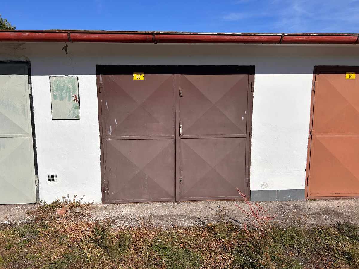 Prodej garáže 18 m², Kolín – fotka 1 z 3
