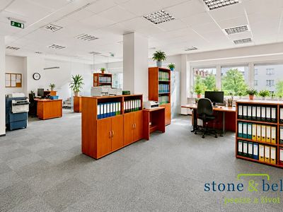 Prodej kanceláře 293 m²