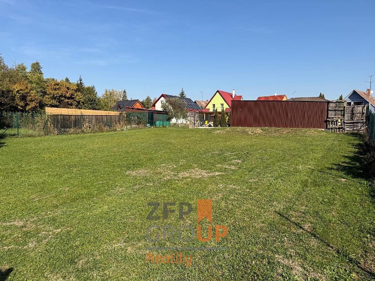 Prodej zahrady 516 m², Černín – fotka 1 z 3