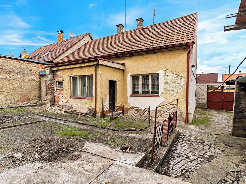 Prodej rodinného domu 128 m², pozemek 278 m², Kladno – náhled fotky 2