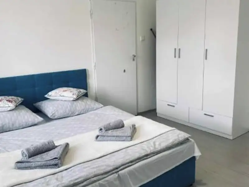 Pronájem bytu 3+kk 84 m², Hradec Králové – náhled fotky 3