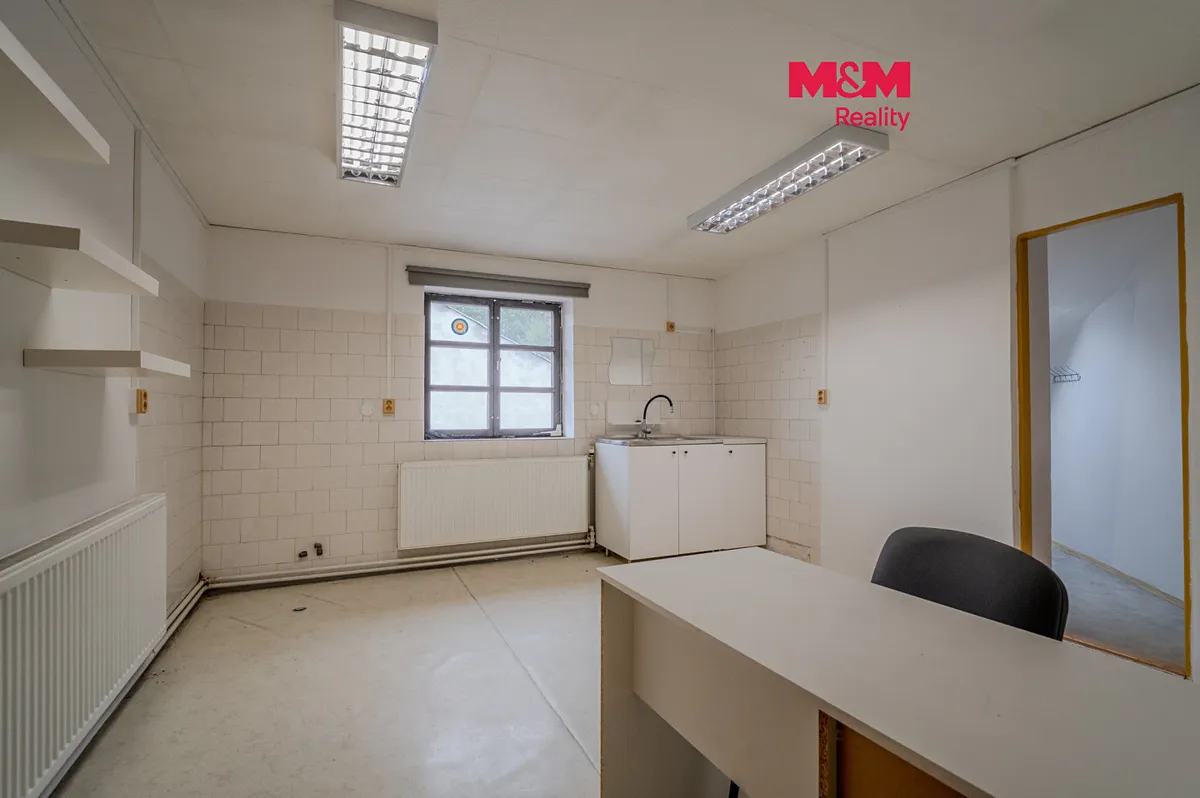 Pronájem obchodního prostoru 21 m²