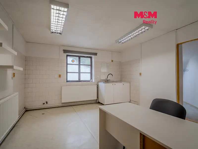 Pronájem obchodního prostoru 21 m², Ostrava – náhled fotky 1