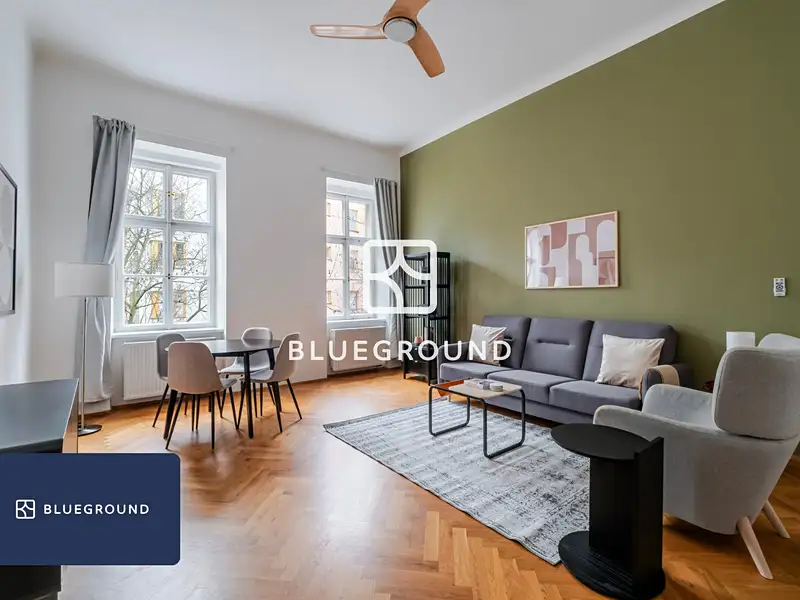 Pronájem bytu 2+1 71 m², Praha – náhled fotky 1