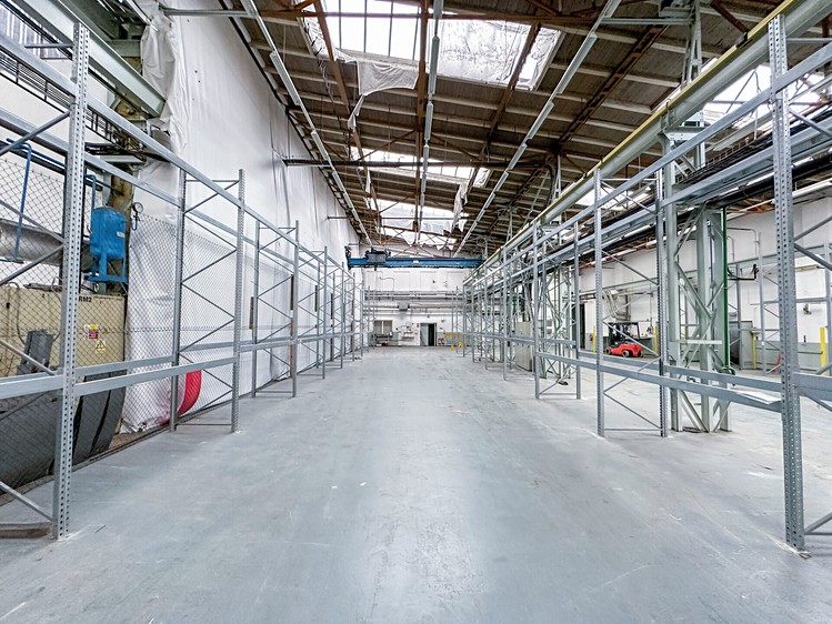 Pronájem komerčního prostoru, 396 m² (1 z 12)