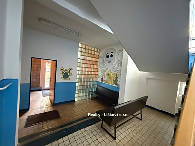 Комерційне приміщення в оренду, 160 м² (3 з 32)