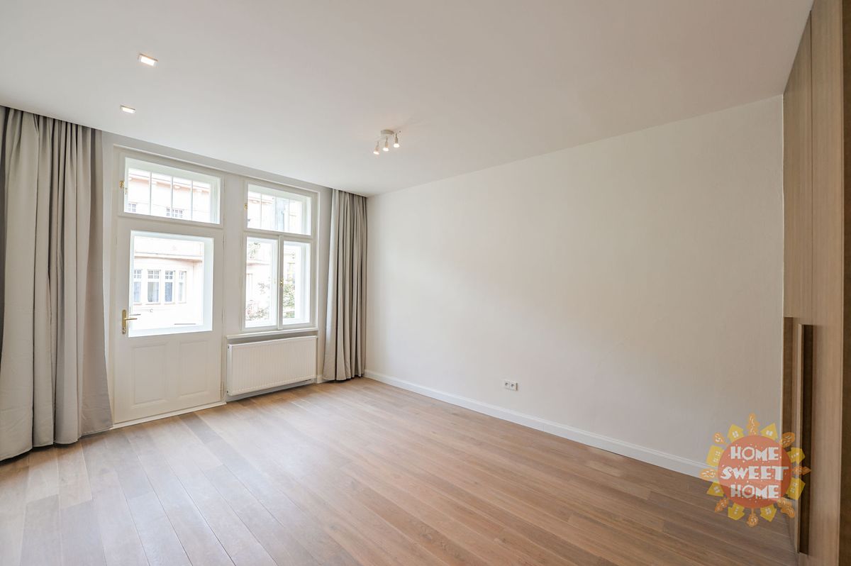 Pronájem bytu 3+kk 93 m², Praha – fotka 1 z 3