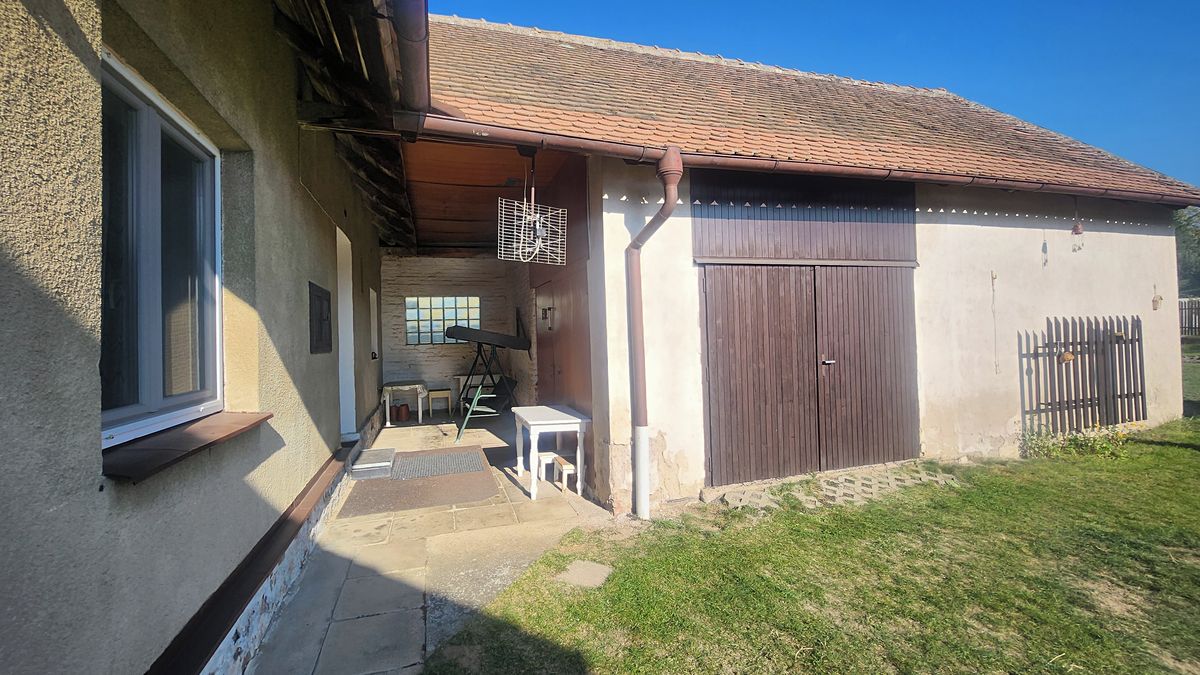 Prodej rodinného domu 85 m², pozemek 502 m² – fotografie 2