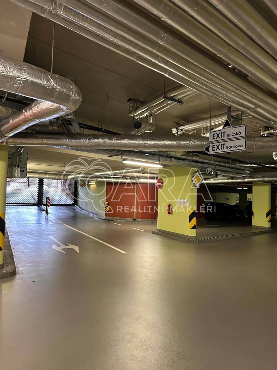 Prodej garážového stání 13 m² – fotografie 3