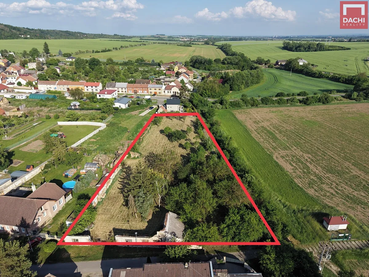Prodej stavebního pozemku 3849 m²
