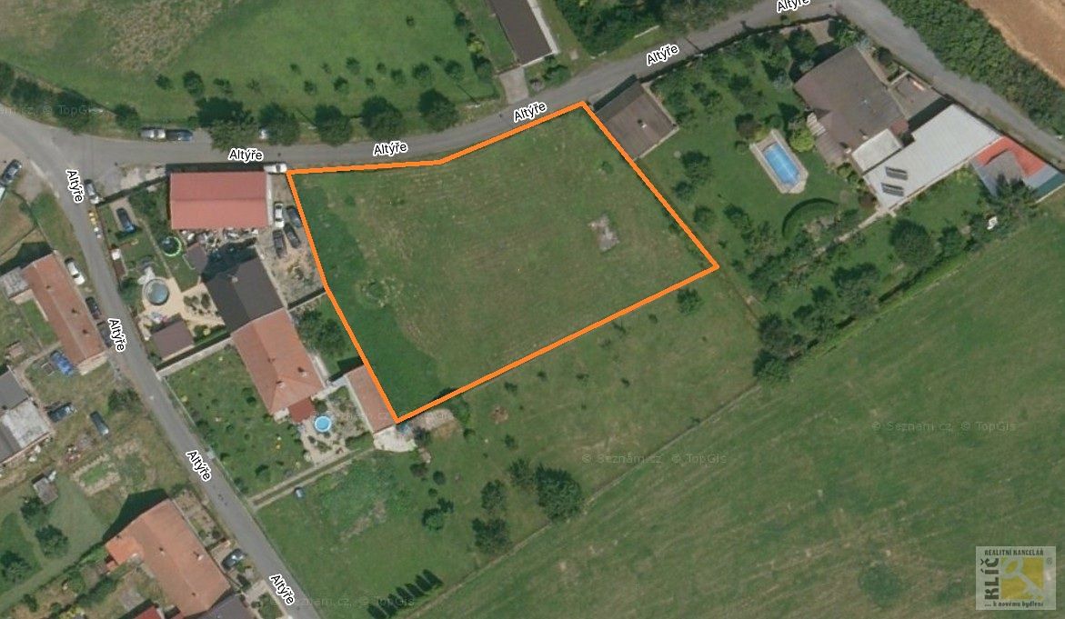 Prodej stavebního pozemku 800 m² – fotografie 5