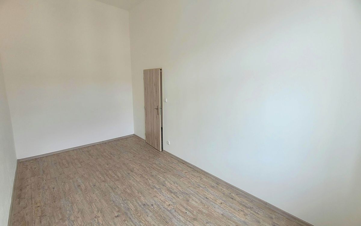 Pronájem bytu 3+kk 61 m² – fotografie 4