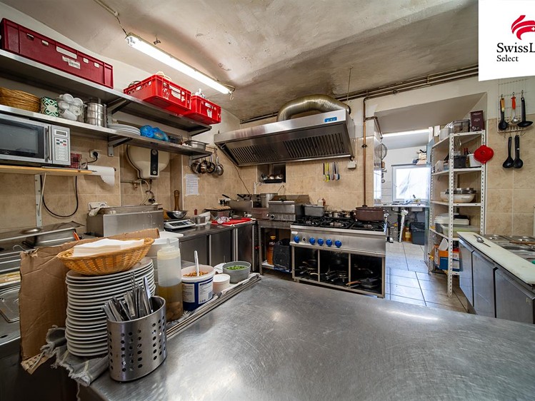 Комерційне приміщення на продаж, 190 м² (16 з 25)