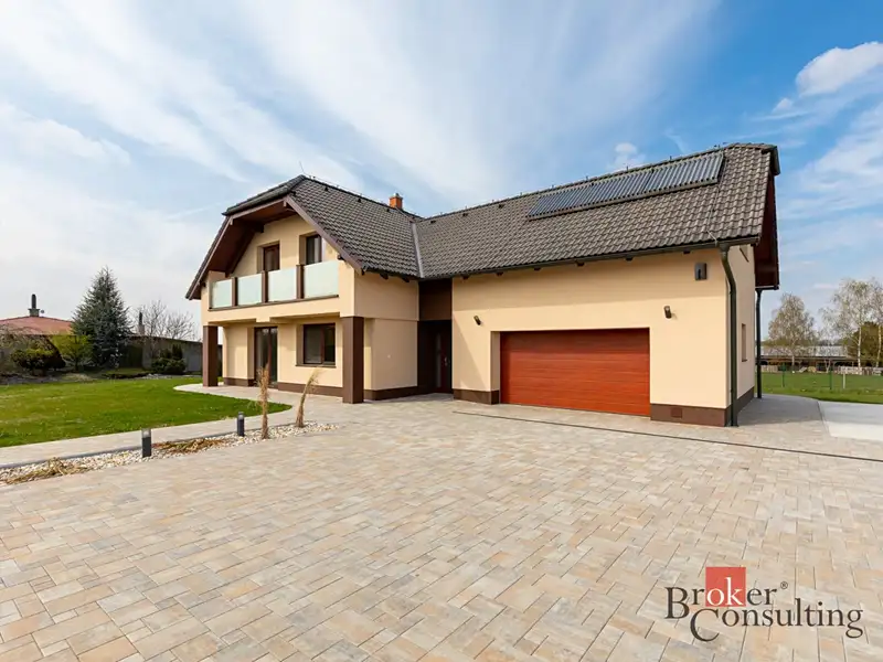 Prodej rodinného domu 295 m², pozemek 2107 m², Dětmarovice – náhled fotky 2