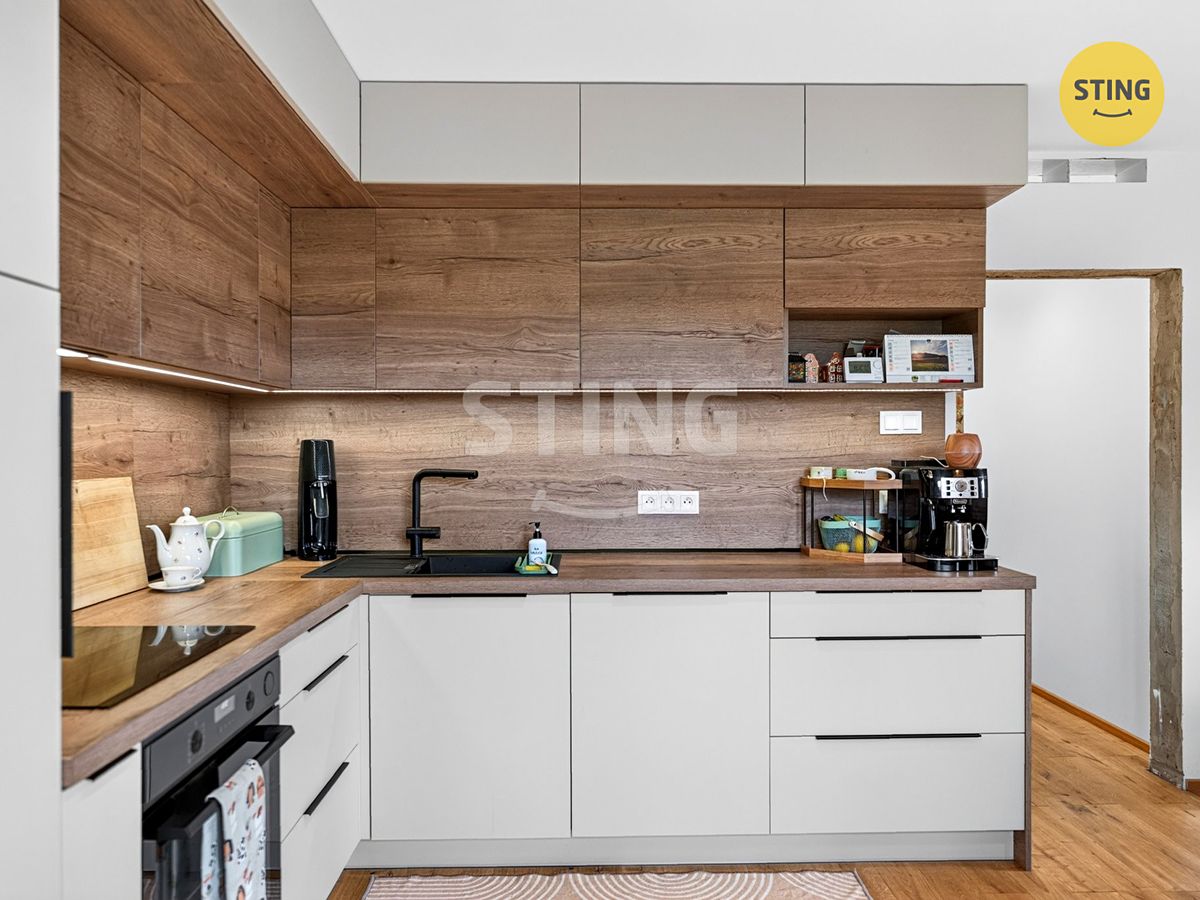 Prodej rodinného domu 147 m², pozemek 829 m² – fotografie 3