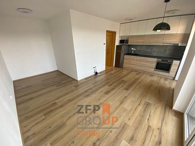 Pronájem bytu 1+kk 37 m²