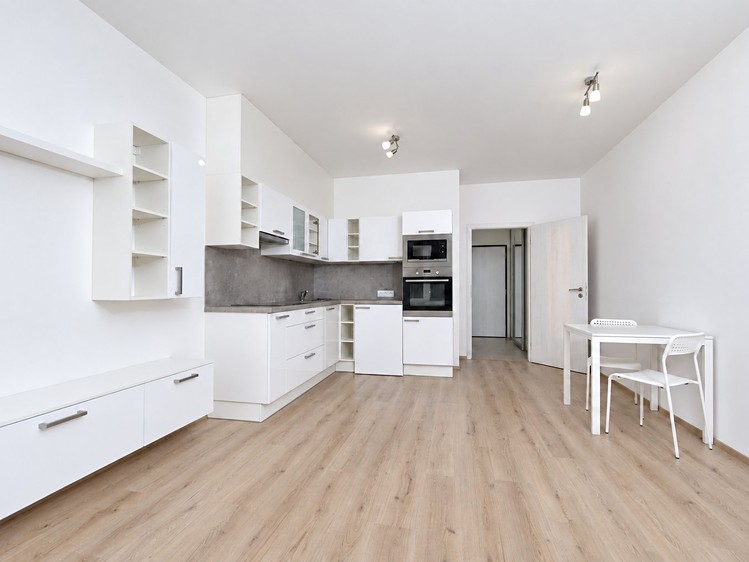 Wohnung 1+kk zum Kauf, 34 m² (6 von 17)