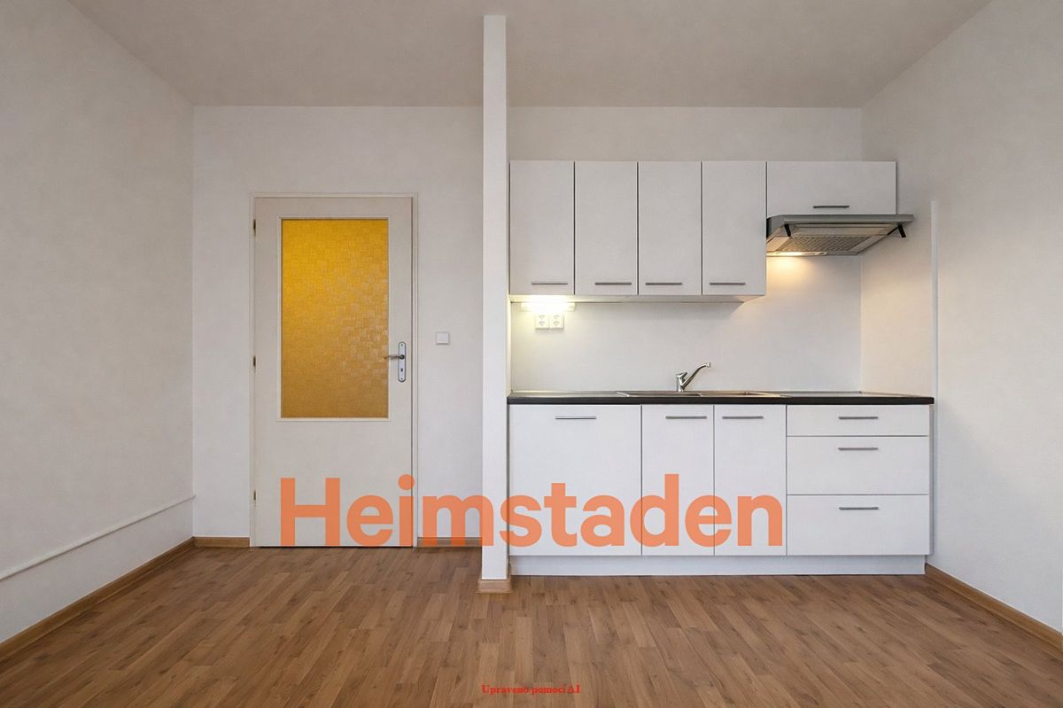 Pronájem bytu 1+kk 26 m² – fotografie 4