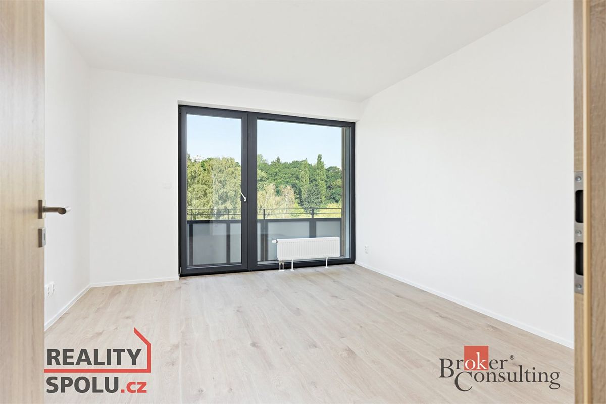 Pronájem bytu 3+kk 85 m² – fotografie 4