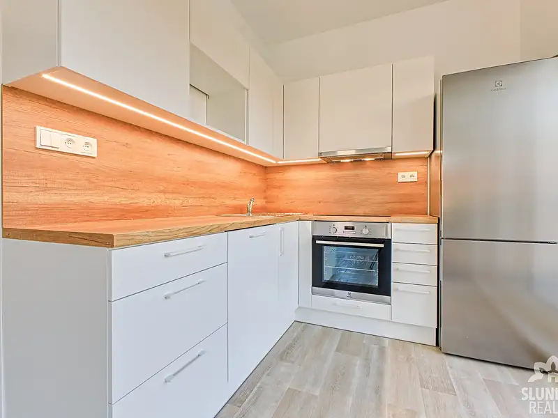 Pronájem bytu 2+kk 53 m², Bojkovice – náhled fotky 3