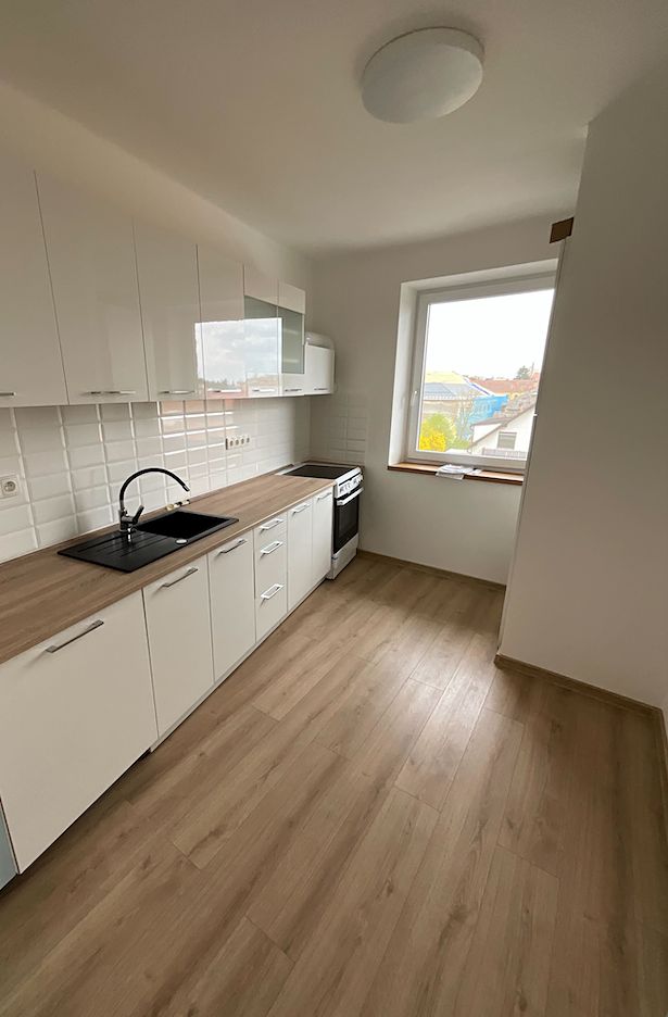 Pronájem bytu 3+kk 80 m²