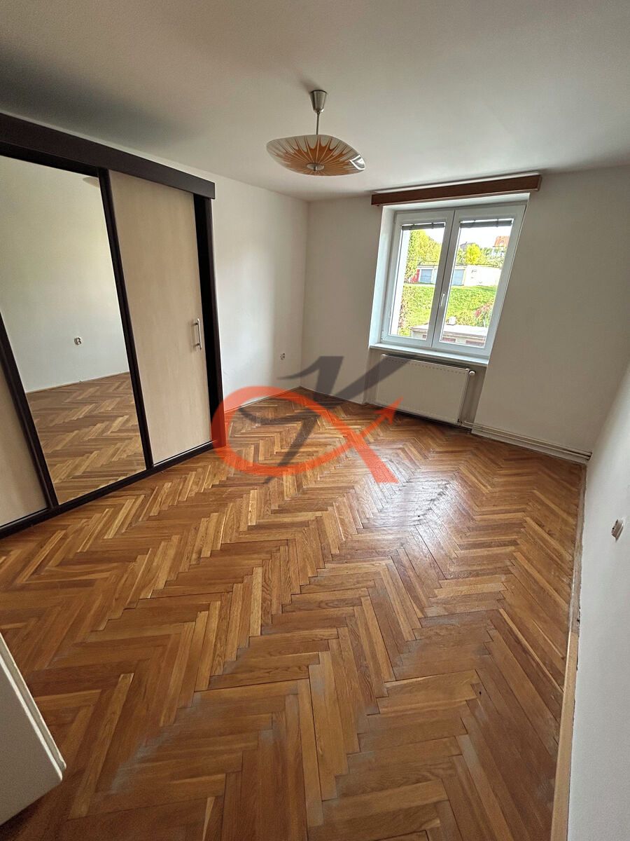 Pronájem bytu 2+1 56 m² – fotografie 3