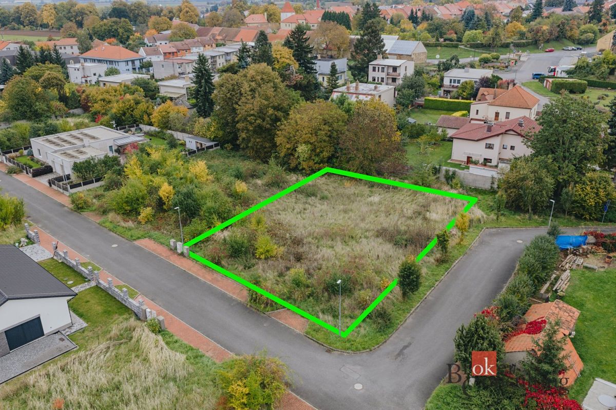 Prodej stavebního pozemku 939 m² – fotografie 4