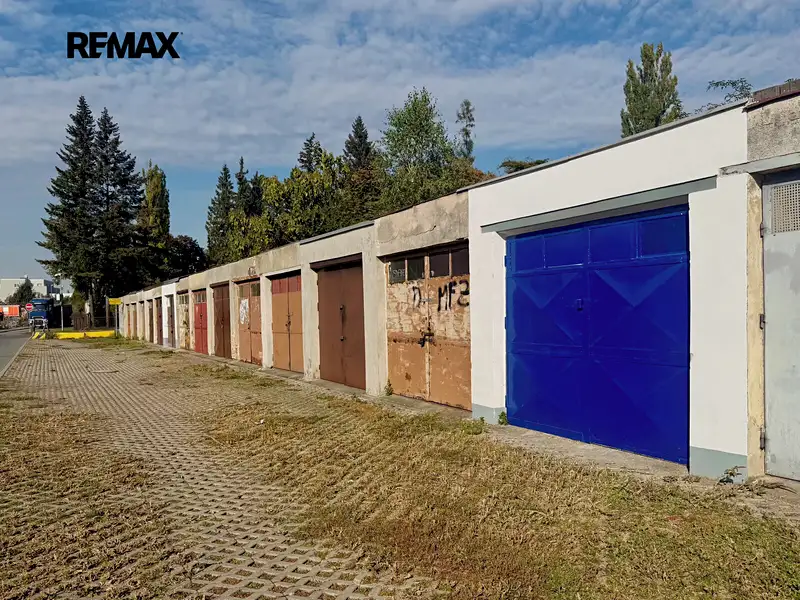 Pronájem garáže 18 m², Praha – náhled fotky 2