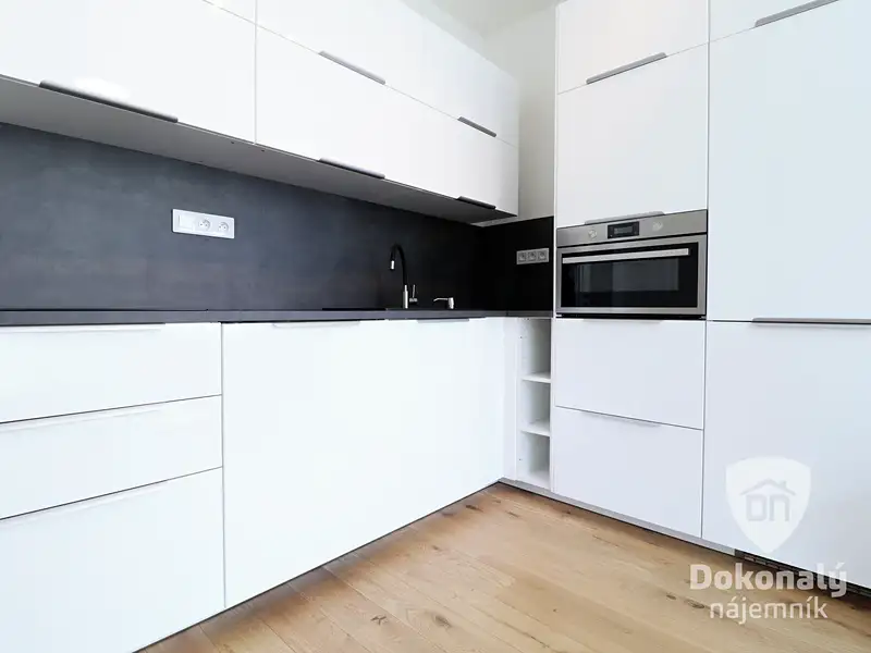 Pronájem bytu 1+kk 29 m², Praha – náhled fotky 3