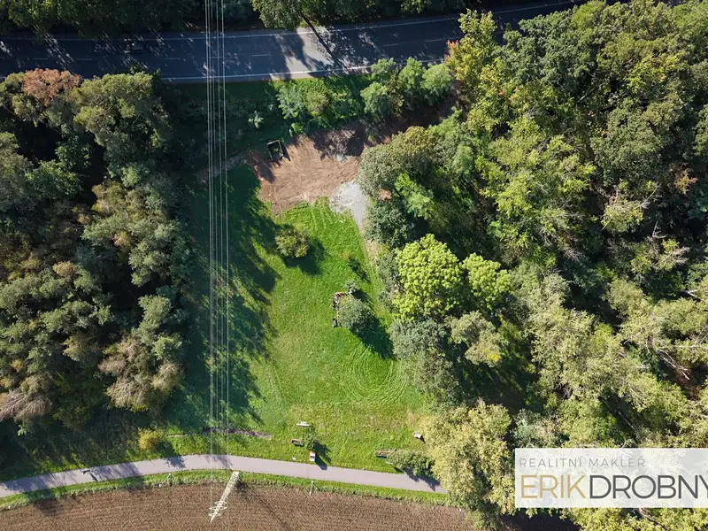 Prodej pozemku 3622 m², Pardubice – náhled fotky 1