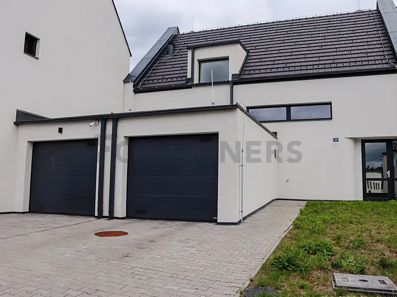 Pronájem rodinného domu 150 m², pozemek 146 m², Lelekovice – náhled fotky 1