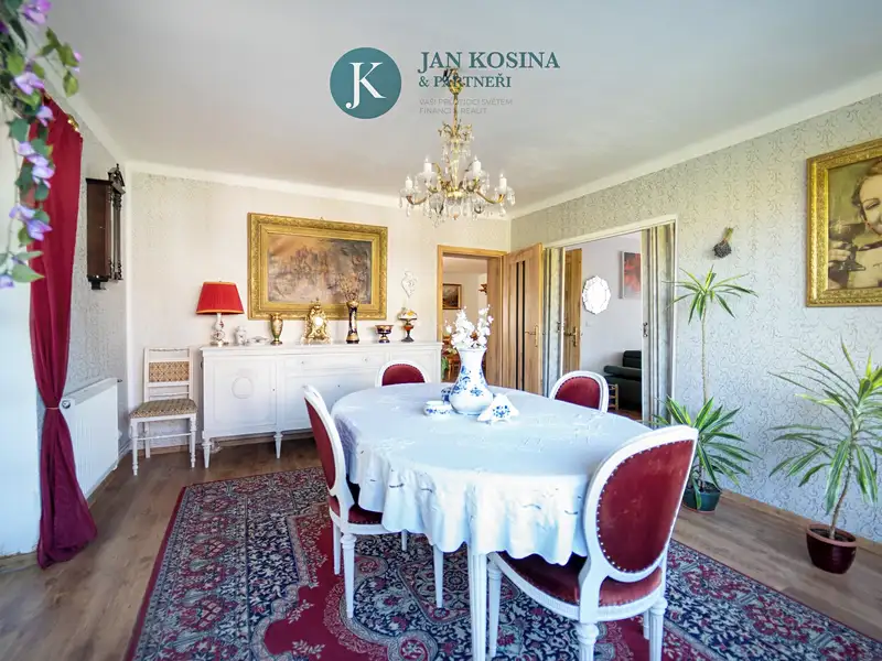 Prodej rodinného domu 235 m², pozemek 783 m², Budyně nad Ohří – náhled fotky 1
