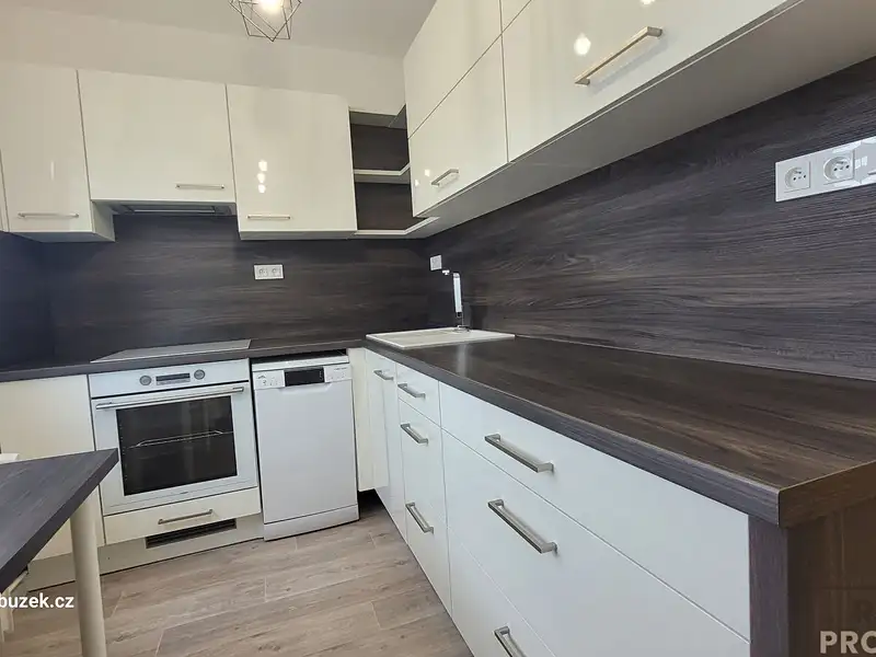 Prodej bytu 2+1 57 m², Kroměříž – náhled fotky 1