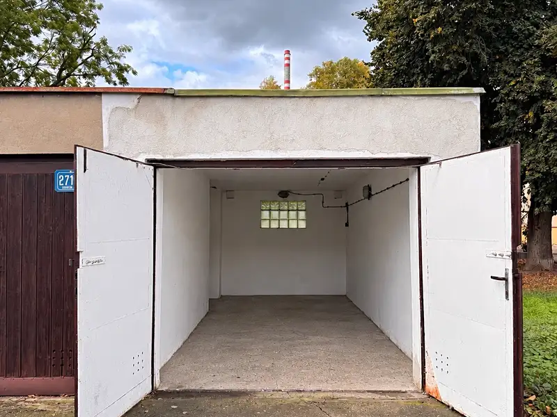 Prodej garáže 15 m², Trmice – náhled fotky 3