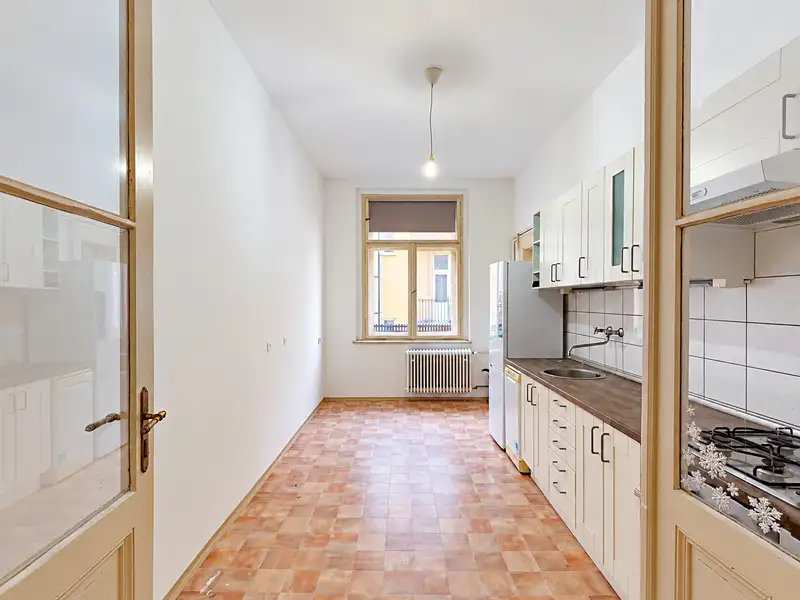 Pronájem bytu 3+1 111 m², Praha – náhled fotky 1