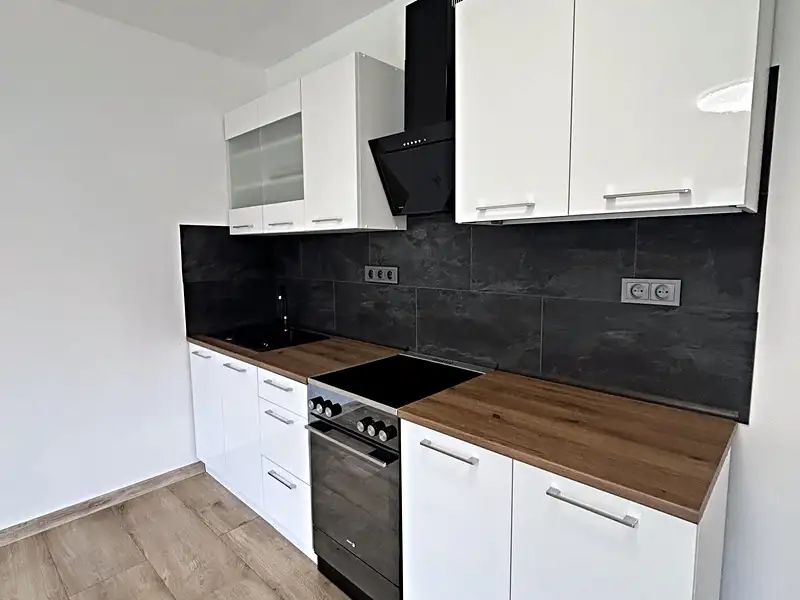 Pronájem bytu 2+kk 45 m², Uničov – náhled fotky 1