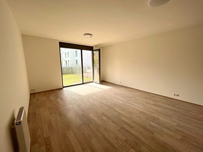 Квартира 1+kk в оренду, 35 м² (2 з 10)