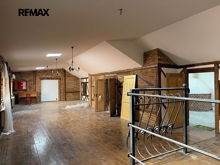 Pronájem komerčního prostoru, 750 m² (27 z 48)