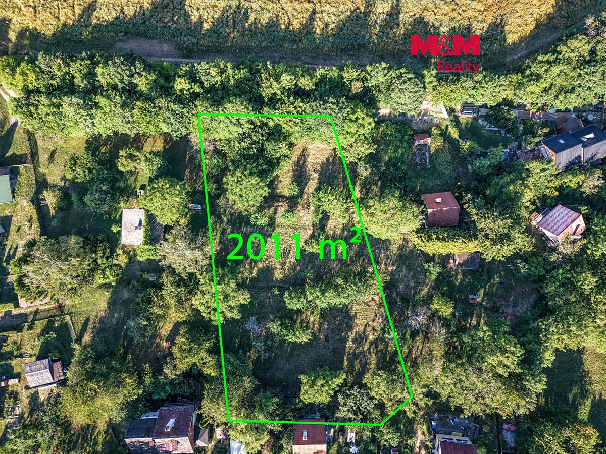 Prodej stavebního pozemku 2011 m², Dolany – fotka 1 z 3