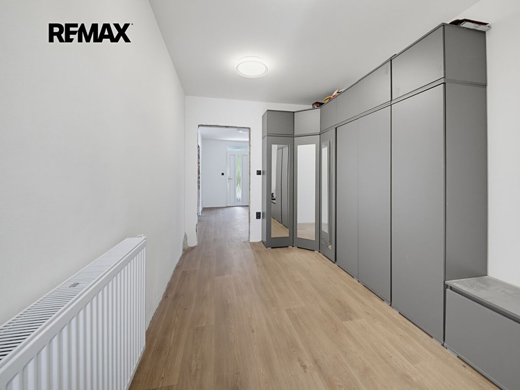 Будинок на продаж, 380 м² (4 з 17)