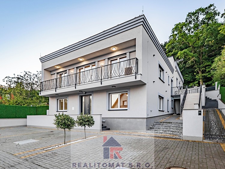 Pronájem komerčního prostoru, 770 m² (7 z 68)