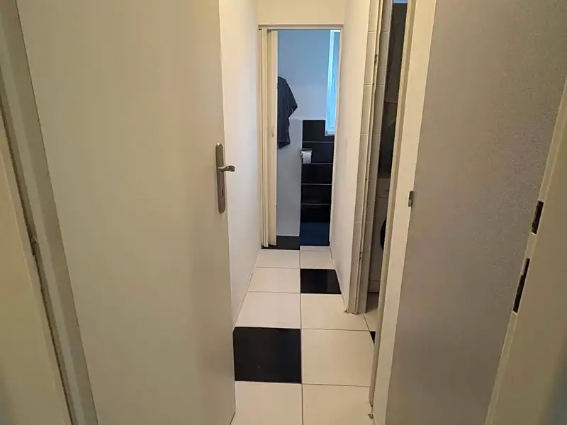 Prodej bytu 2+1 60 m², Praha – náhled fotky 3