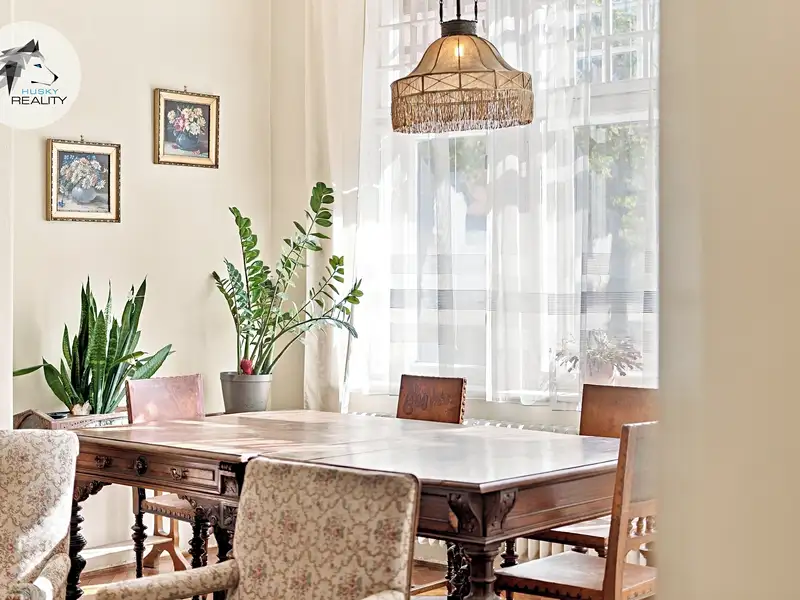 Prodej rodinného domu 268 m², pozemek 1048 m², Napajedla – náhled fotky 3