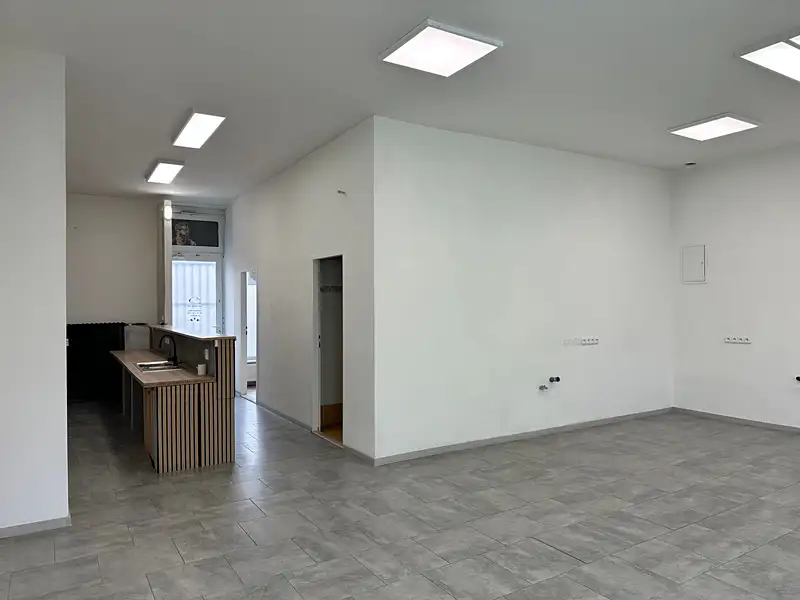 Pronájem komerční nemovitosti 72 m², Děčín – náhled fotky 2