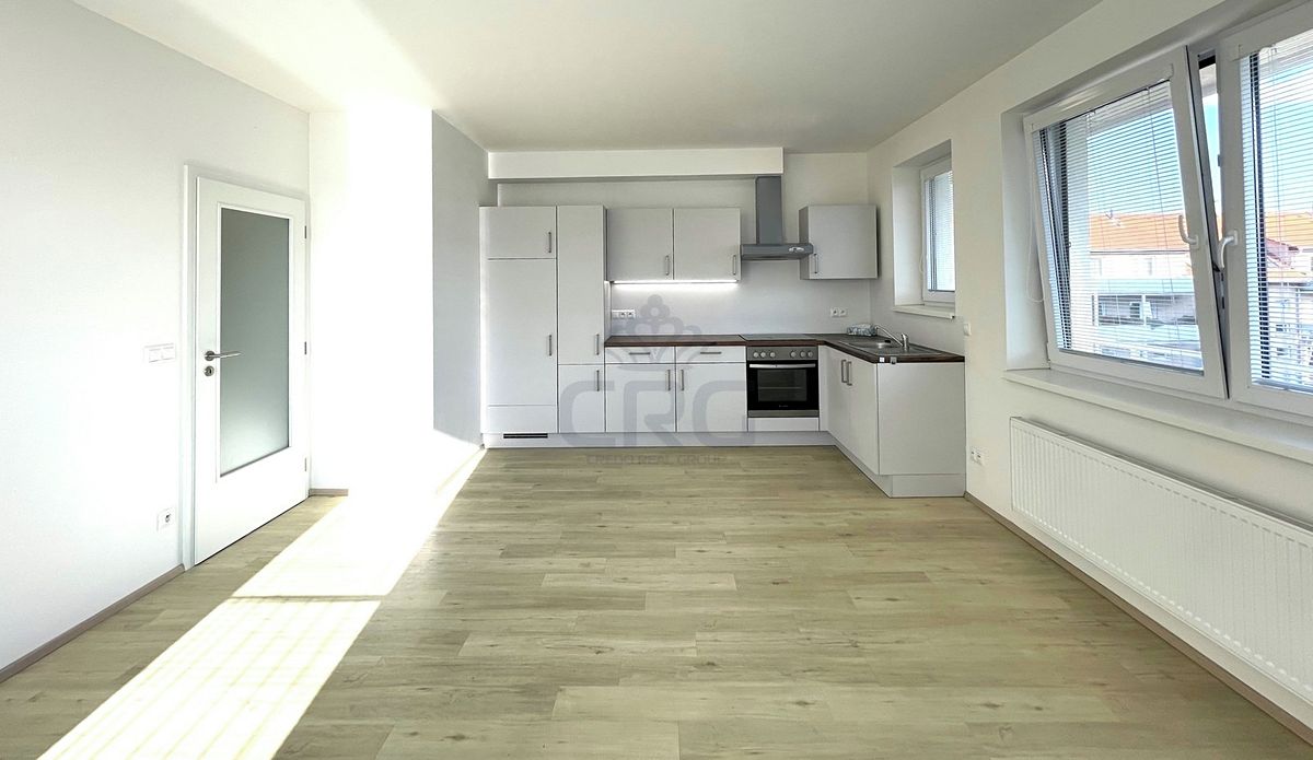 Pronájem bytu 2+kk 44 m²