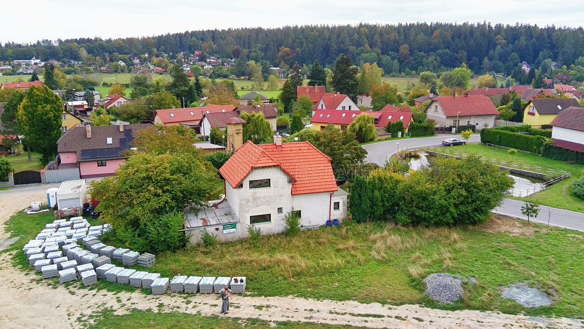 Prodej rodinného domu 140 m², pozemek 780 m² – fotografie 5